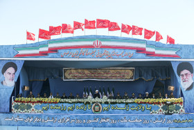 مراسم سی‌وهشتمین سالروز ارتش جمهوری اسلامی ایران